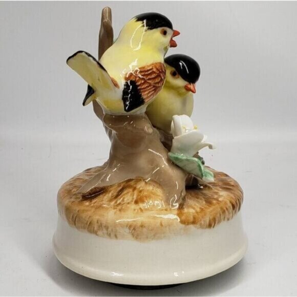 Vintage Birds on a Branch Musical Made in Japan Ornament Otagiri - Picture 5 of 13